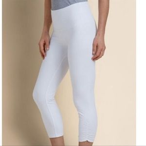 Soft Surroundings White Slimsations Knit Leggings